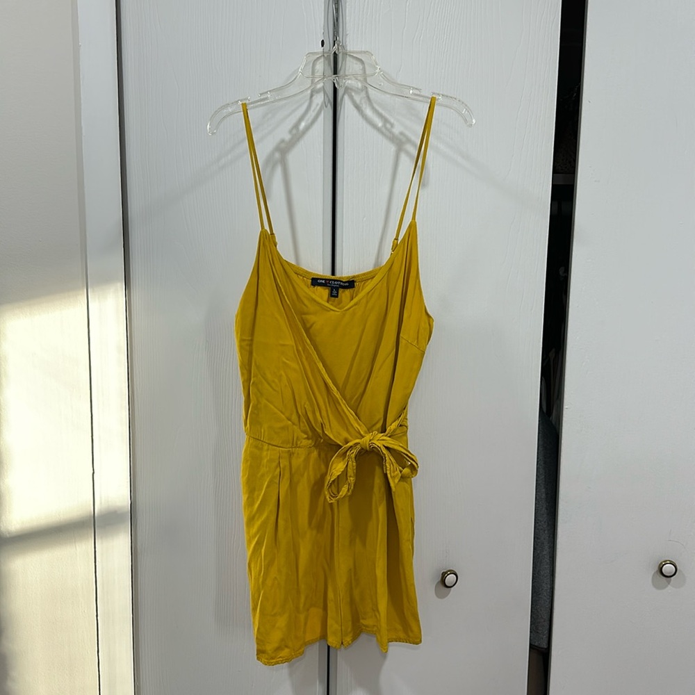Mustard romper